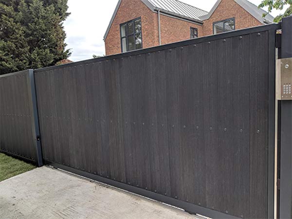 composite driveway gates Glasgow