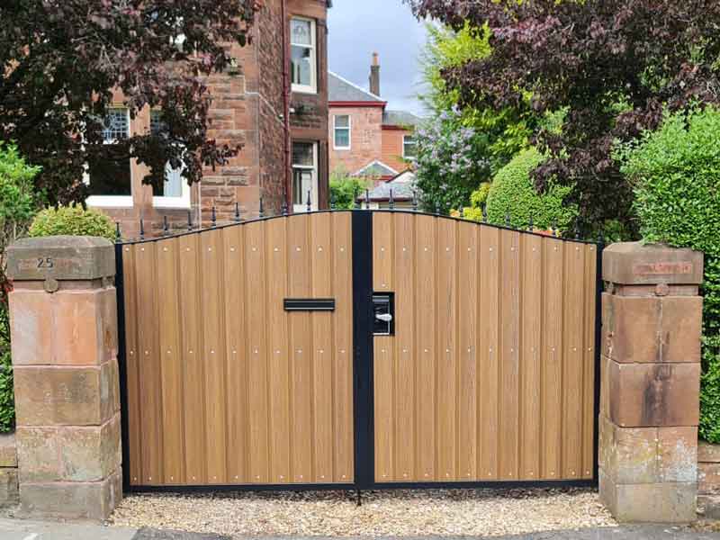 Electric gates